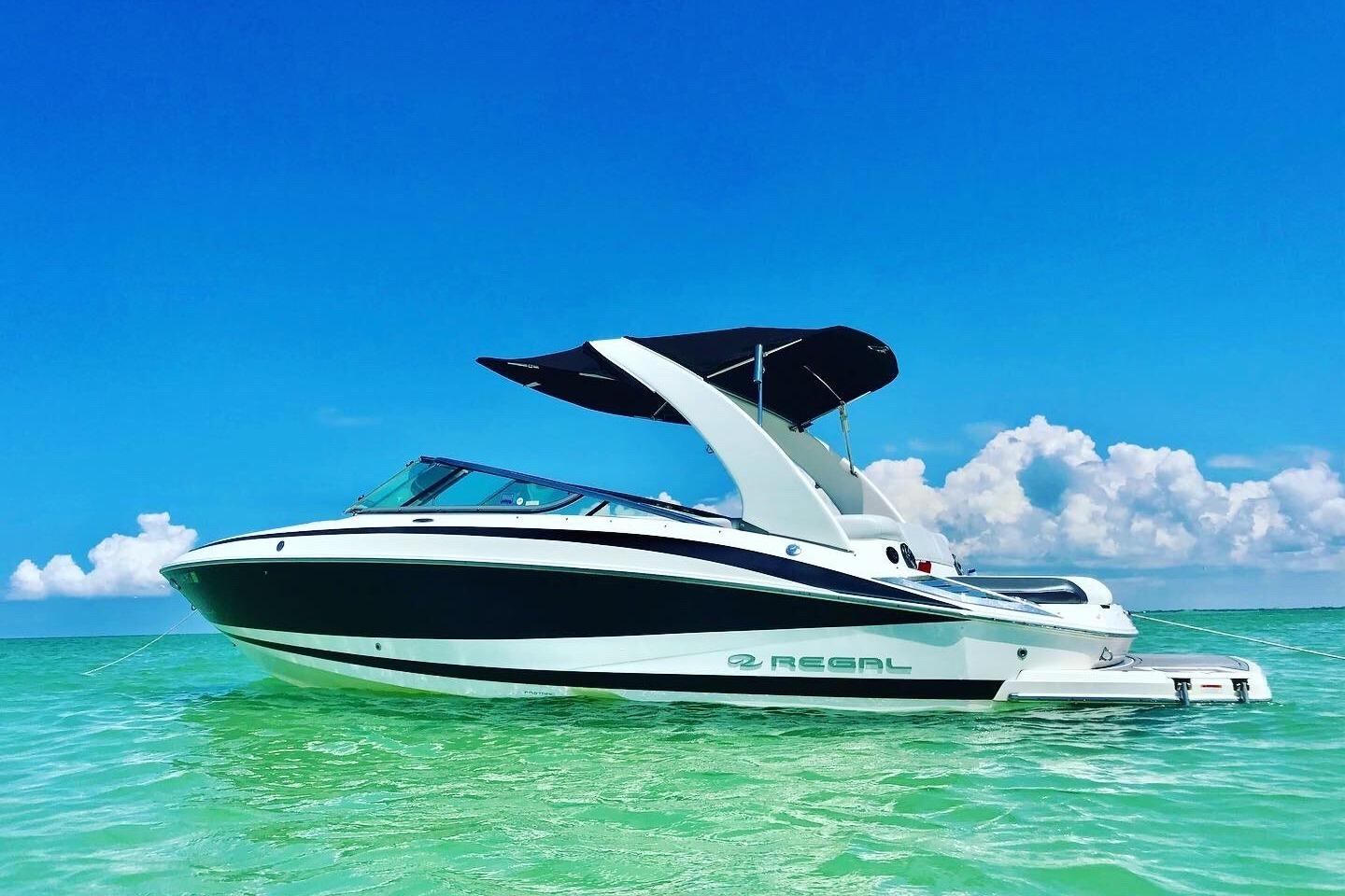 2012 Regal 2500 Bowrider