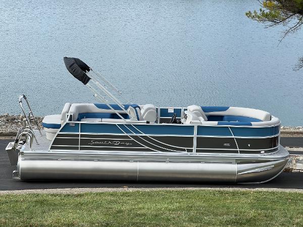 2025 South Bay 222 CR2 LE