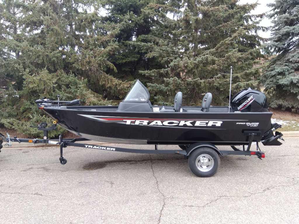 2025 Tracker Pro Guide V-16 WT