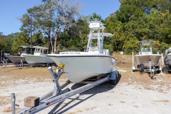 1972 Mako 23