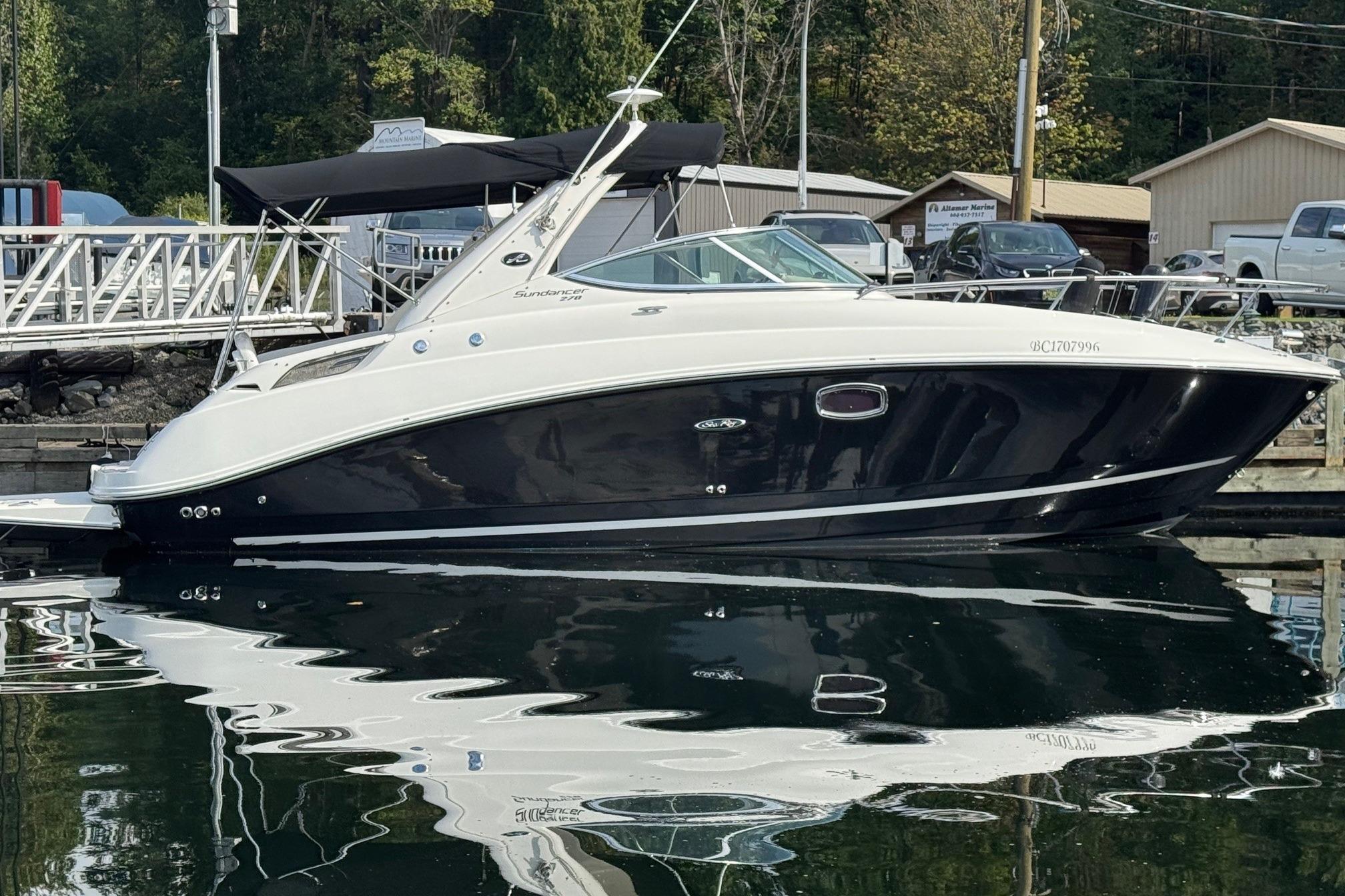 2009 Sea Ray 270 Sundancer