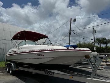 1999 Hurricane 232 FUN DECK