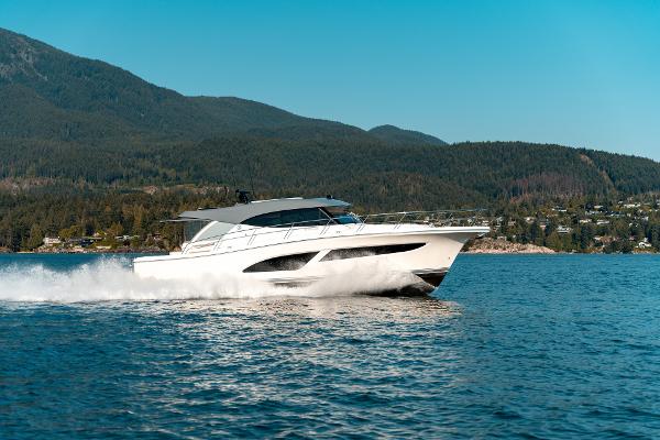 2024 Riviera 465 SUV