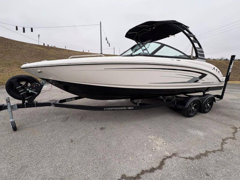 2025 Chaparral 23 SSI SPORT