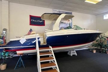 2025 Chris-Craft Launch 28 GT
