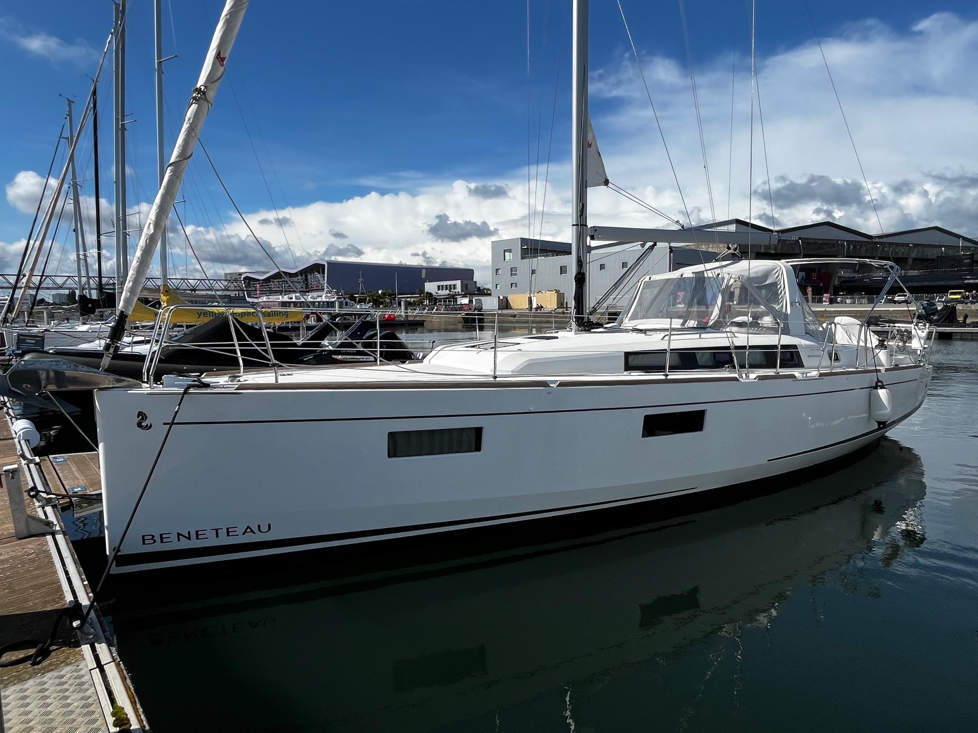 Beneteau Oceanis 38.1