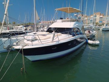 2011 Beneteau Antares 42