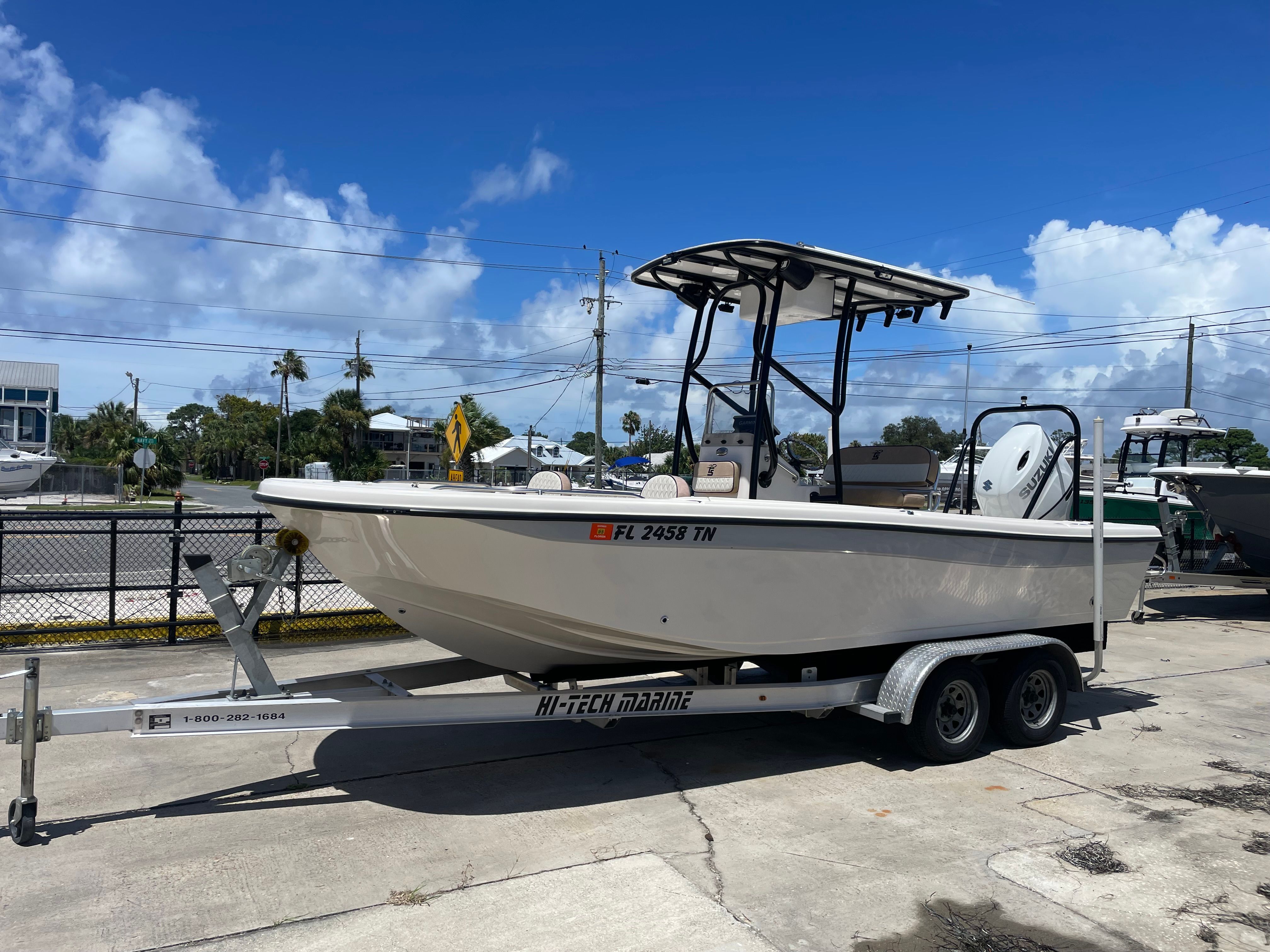 2023 Carolina 23 Ultra Reef