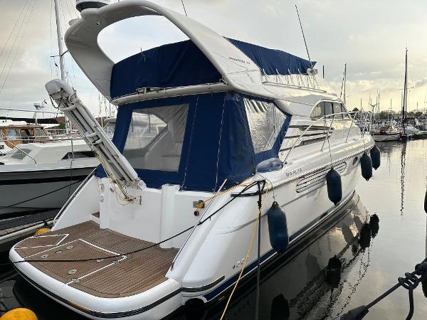 1998 Fairline Phantom 42