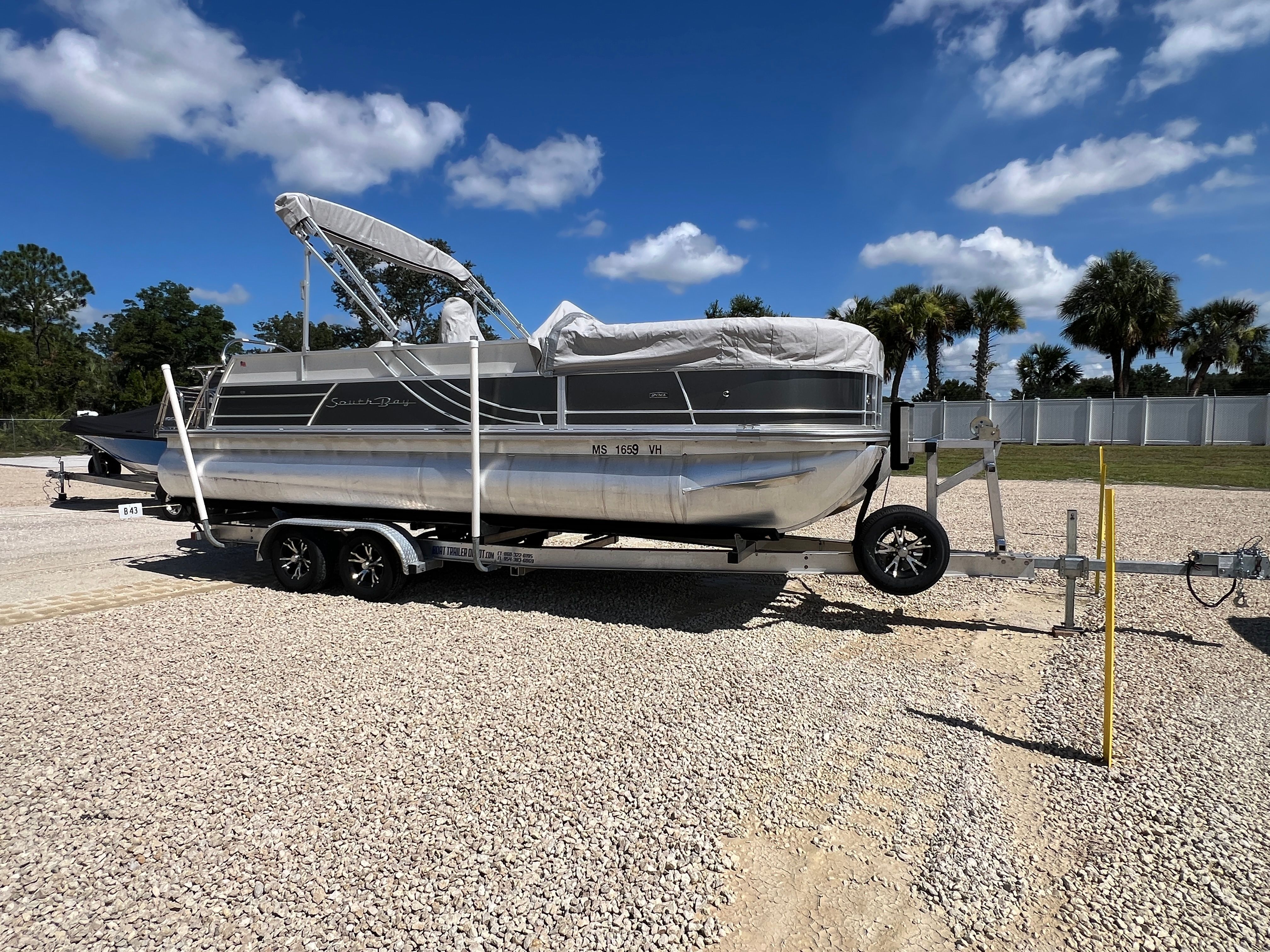 2020 South Bay 2224SB2 2.75 Tri-Toon Sport