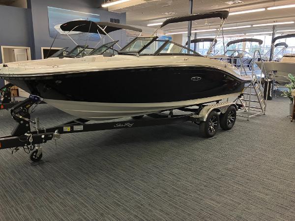 2024 Sea Ray SPX 190