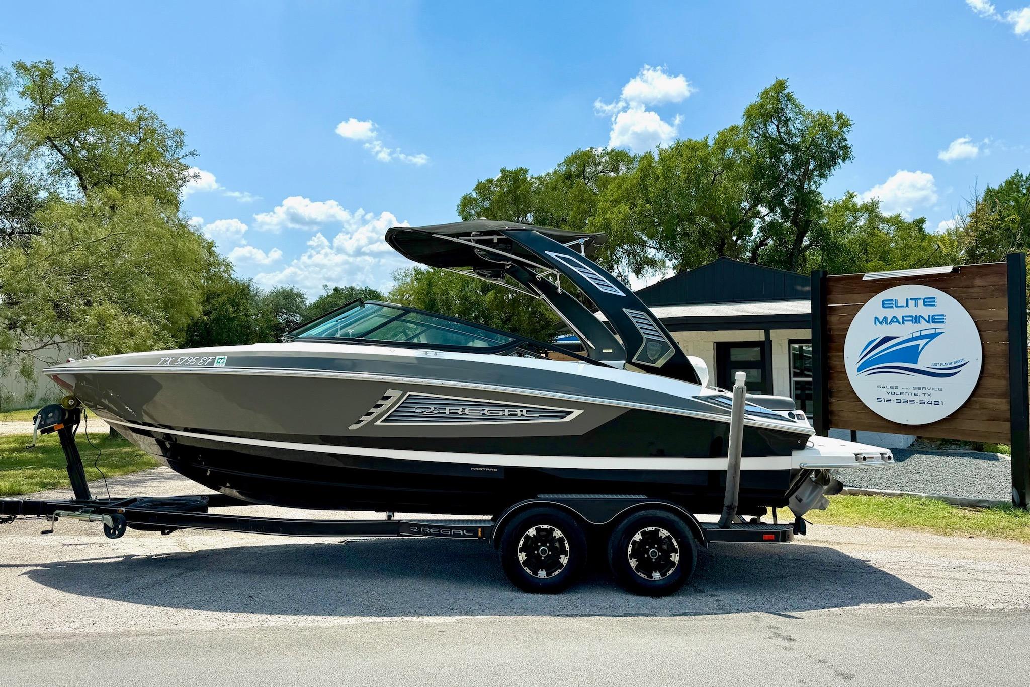 2018 Regal 2300 Bowrider