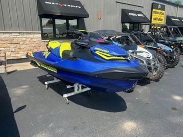 2021 Sea-Doo WAKE™ PRO 230