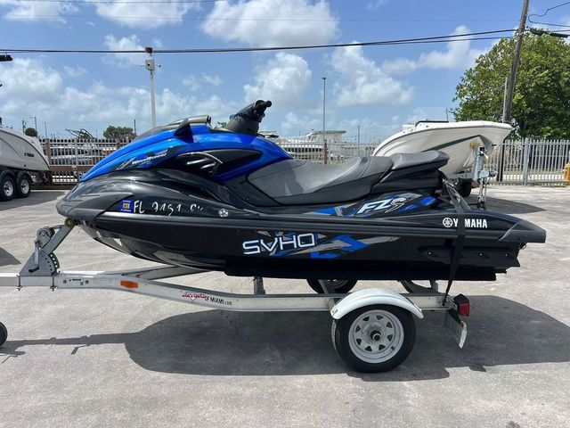 2015 Yamaha WaveRunner FZ