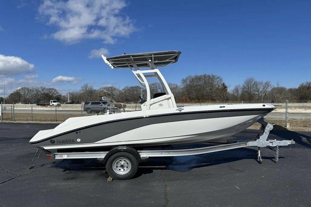 2025 Yamaha Boats 190 FSH Sport