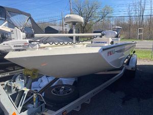 Ranger RB200 2023 Ranger RB200 boat on trailer, equipped with Minn Kota and Lowrance systems.