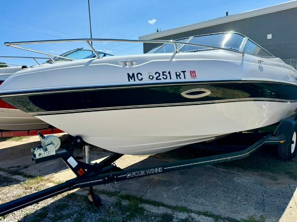 1998 Four Winns Sundowner 205