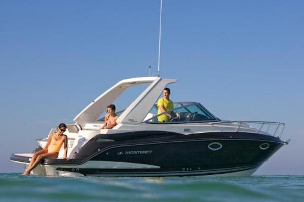 2015 Monterey 275 Sport Yacht