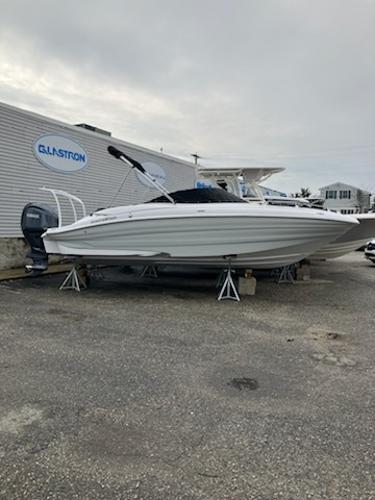 SouthWind 2600 SD 2024 SouthWind 2600 SD boat on stands near Glastron building.