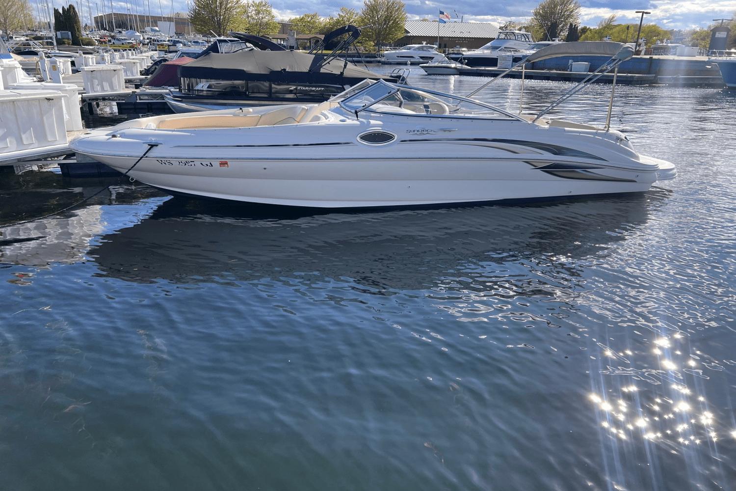2002 Sea Ray 240 Sundeck