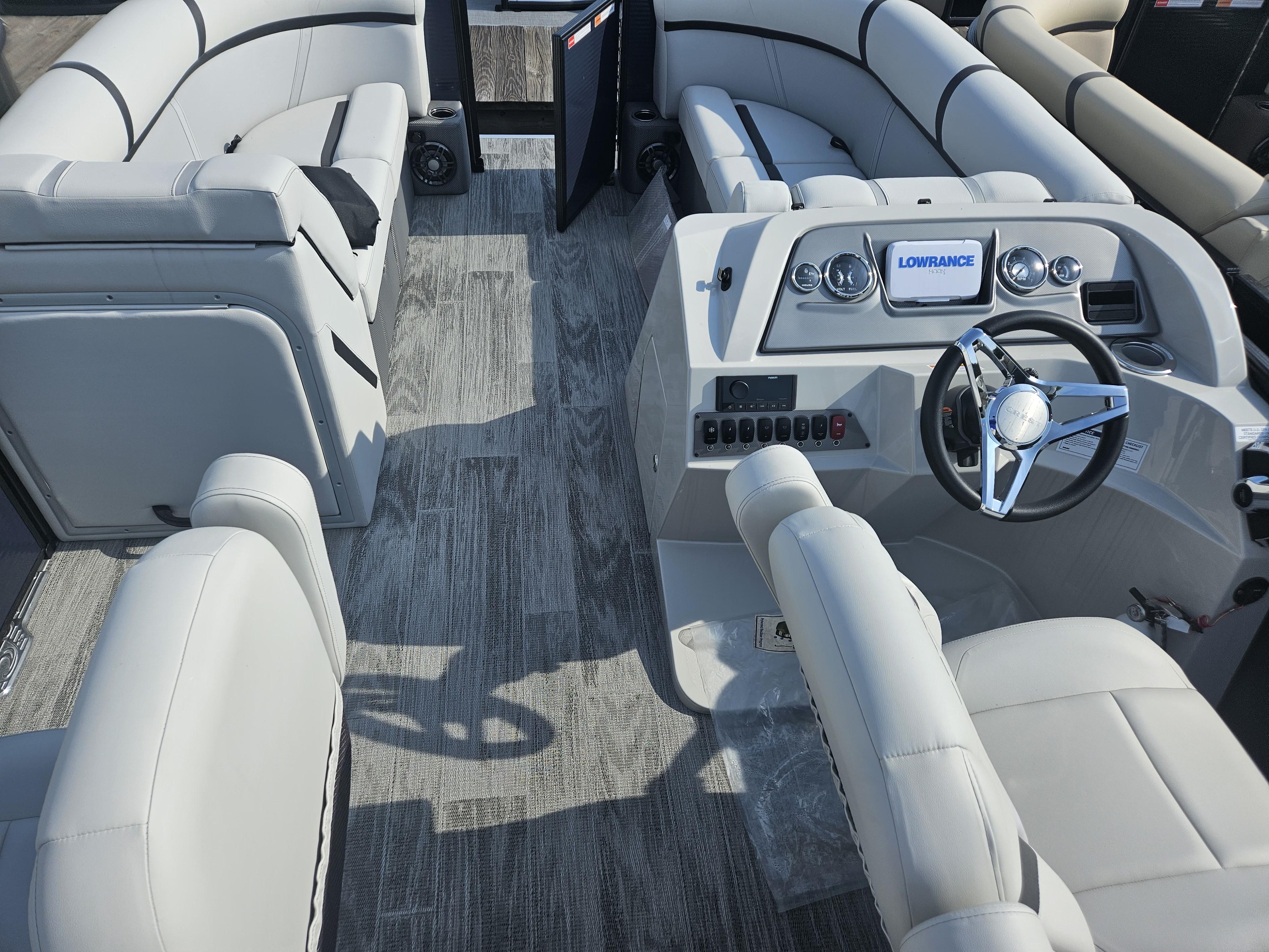 2024 Crest Classic LX 220SLC CPT