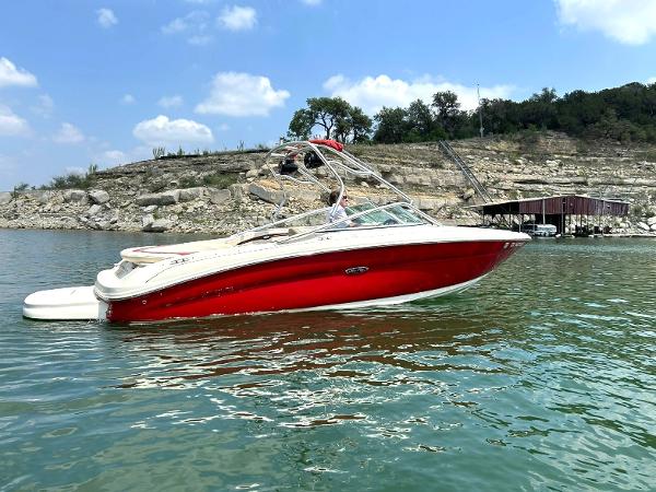 2004 Sea Ray 240 Select