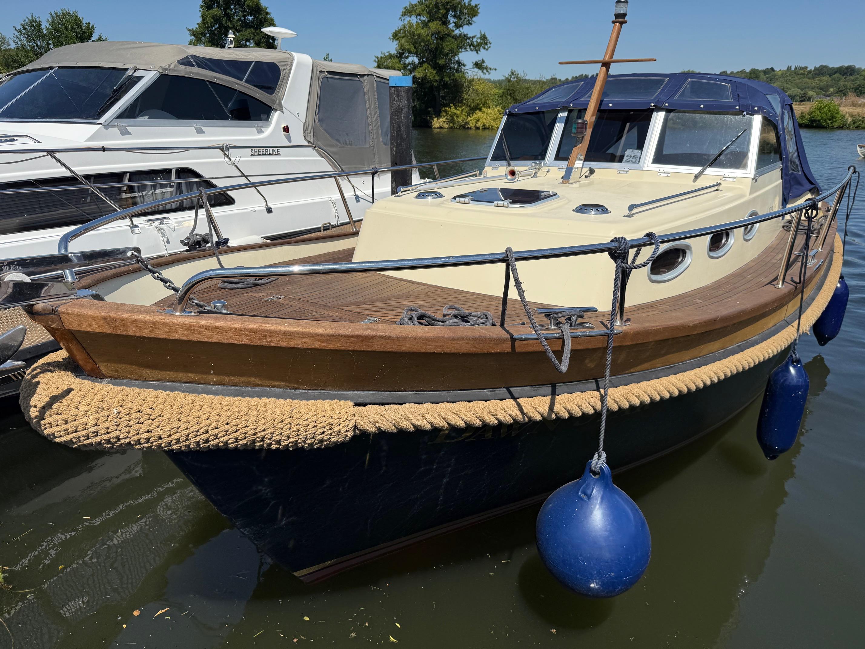 2007 Antaris 825 Cutter