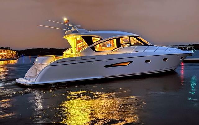 2009 Tiara Yachts 5800 Sovran