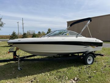 2007 Four Winns 180 Horizon