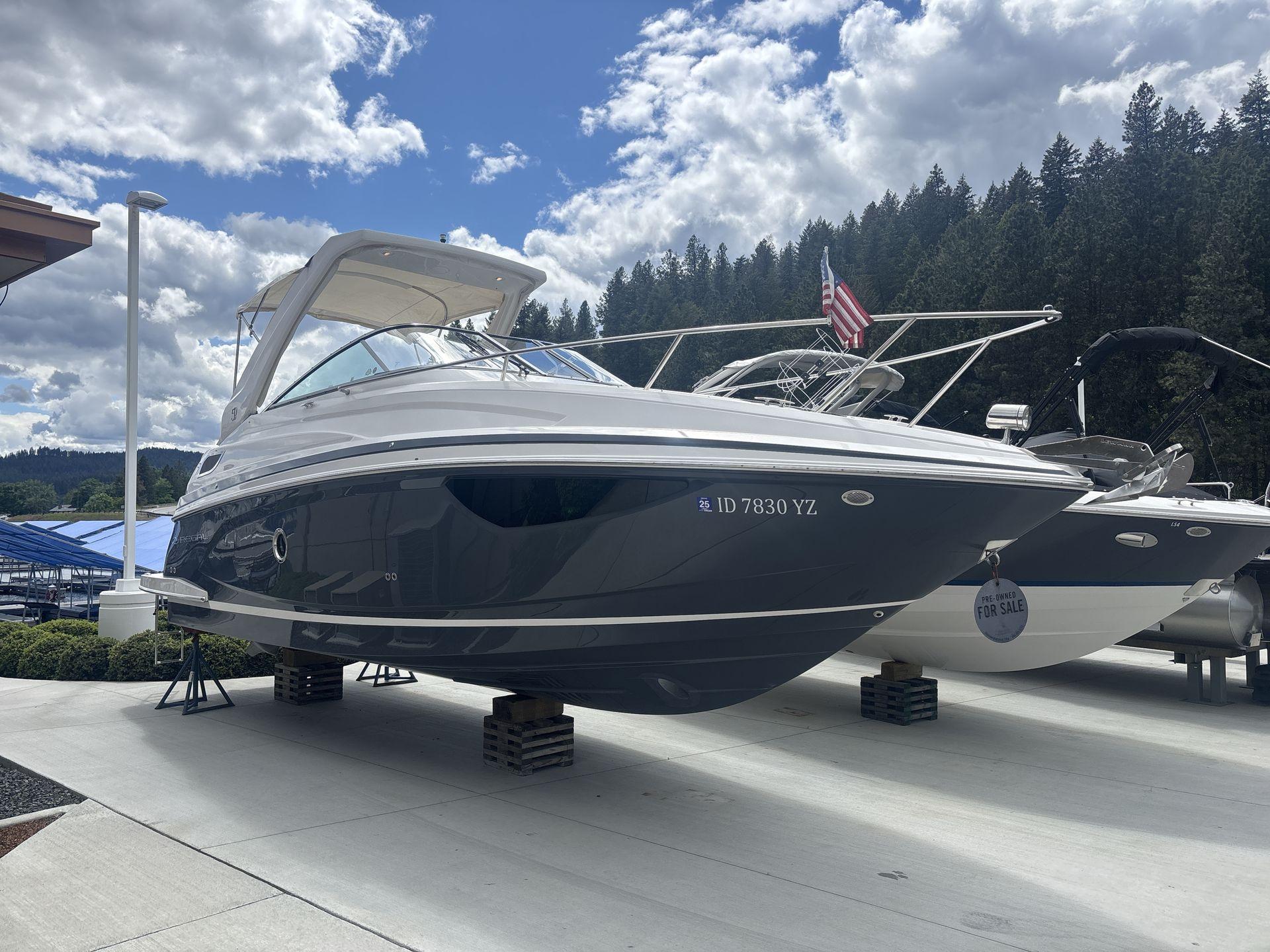 Regal 28 Express