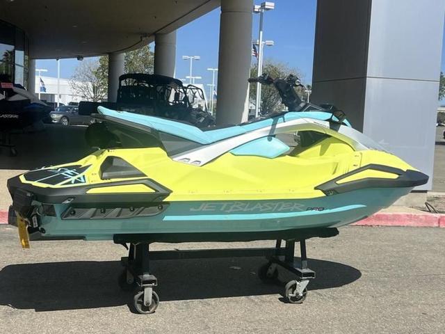 2025 Yamaha WaveRunner JetBlaster
