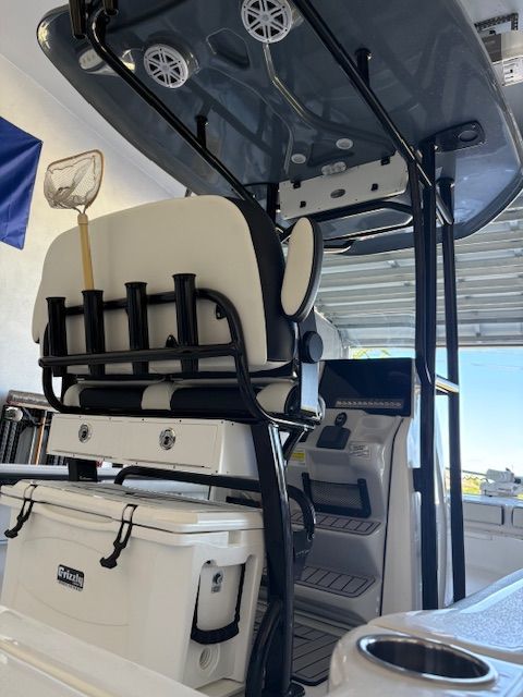 2024 Tidewater 2300 Carolina Bay
