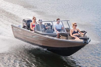 Crestliner 1750 Super Hawk Boat