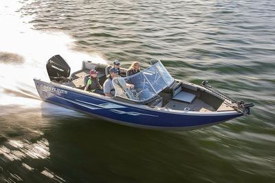 Crestliner 1950 Super Hawk Boat