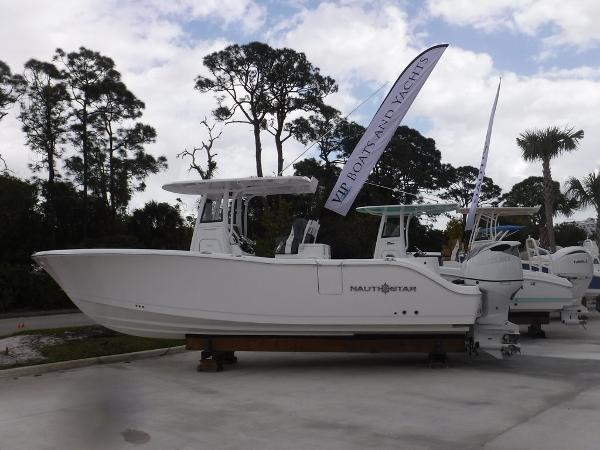 2025 NauticStar 292 Legacy
