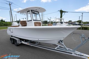2025 Sea Hunt Ultra 235 SE