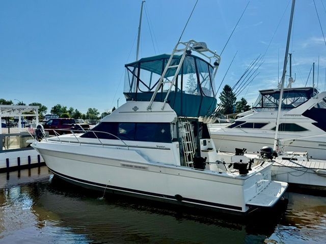 1994 Silverton 37 Convertible