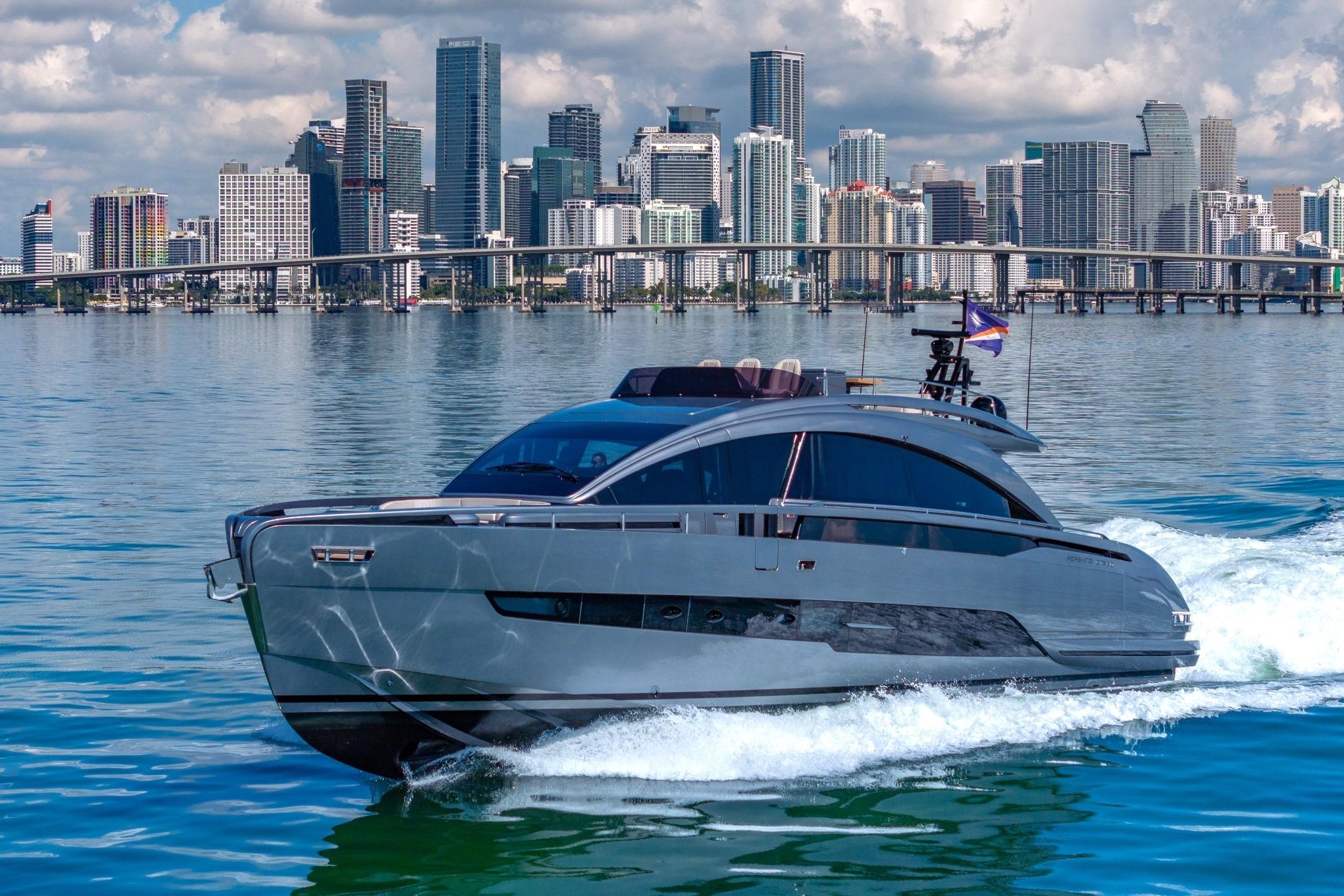 2025 Pershing GTX 80