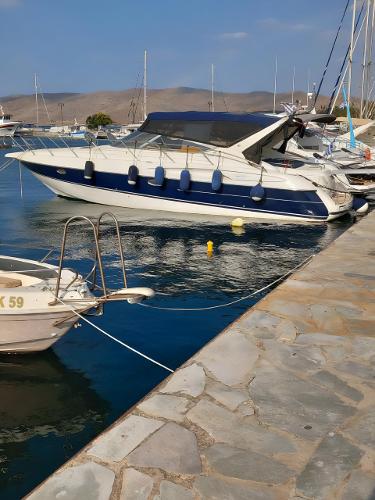 2000 Cranchi Endurance 39