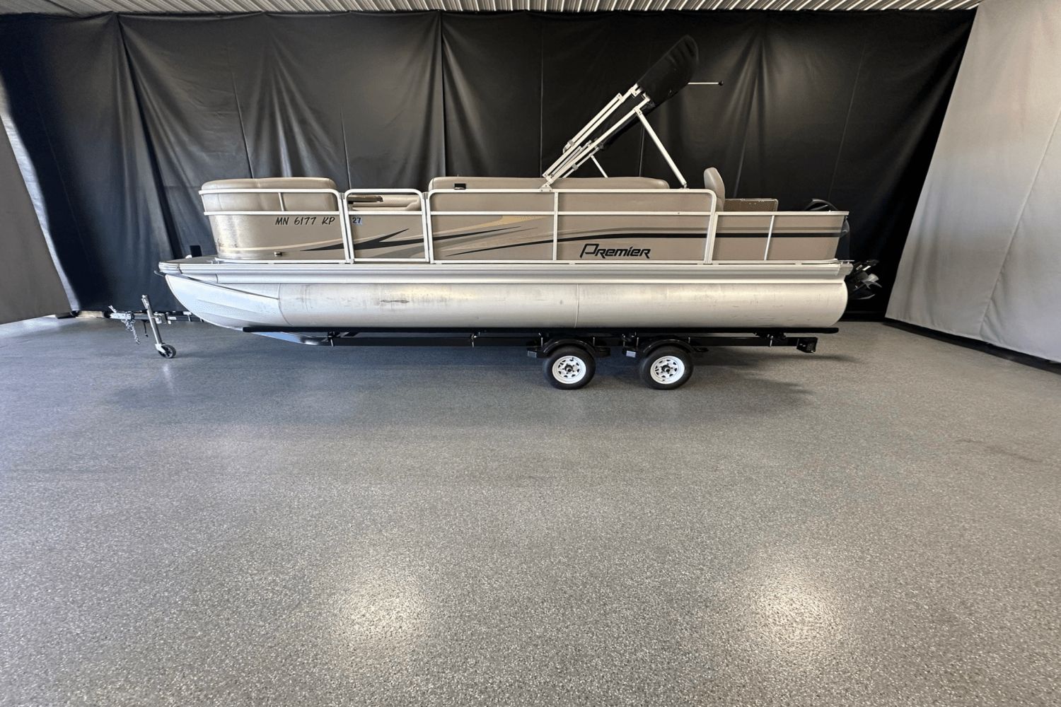 2010 Premier 221 Gemini