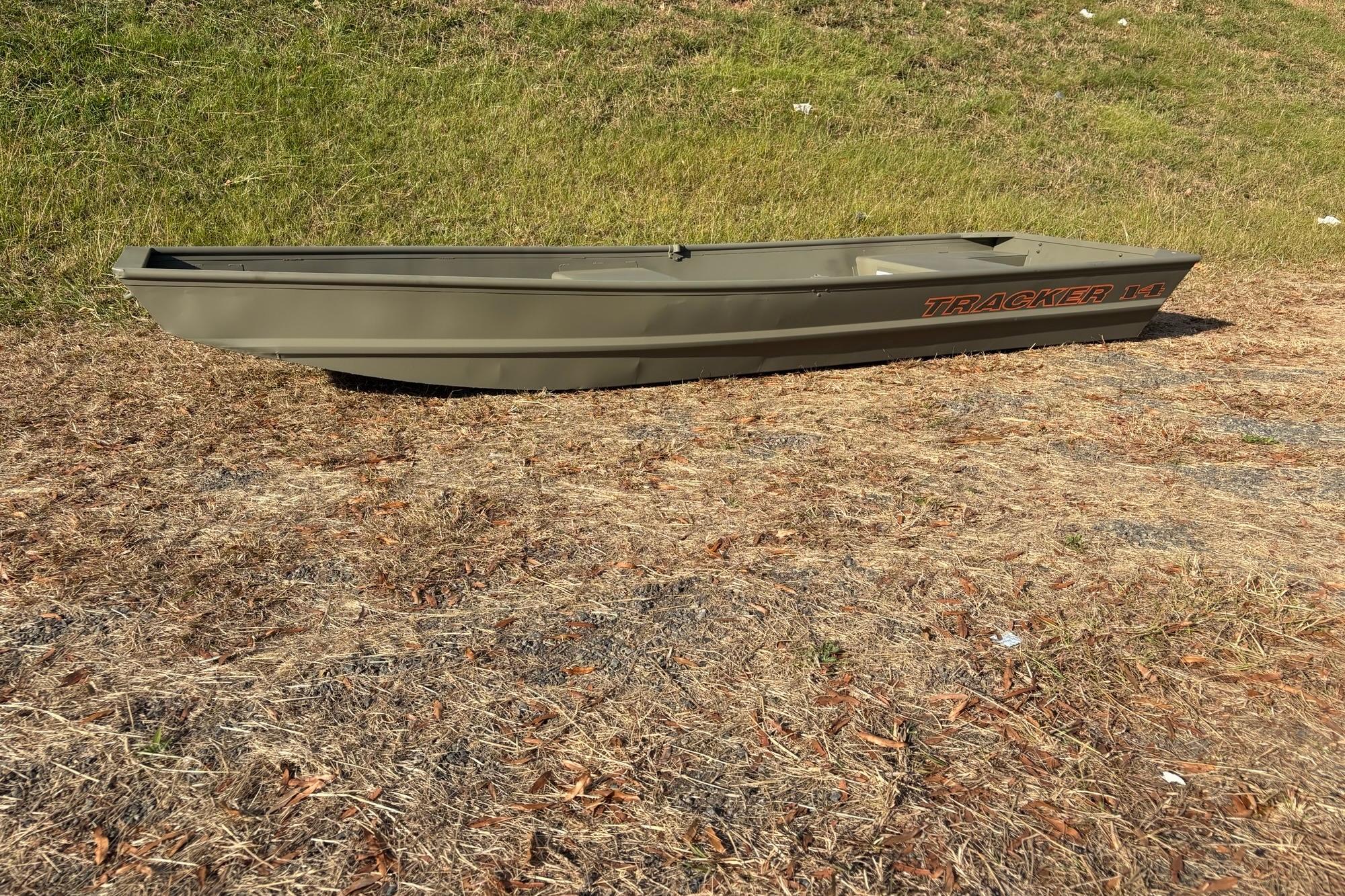 2026 Tracker Grizzly 14 Jon