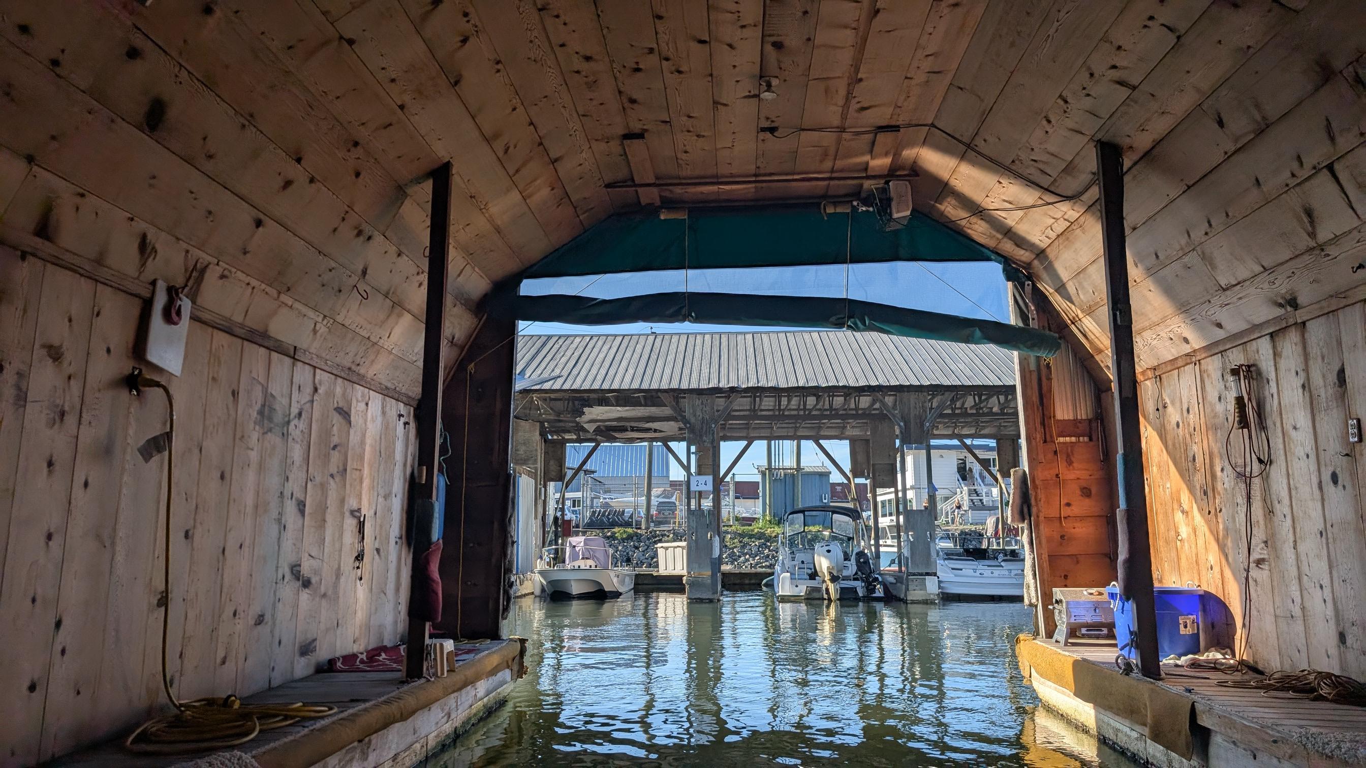 1979 Crescent Beach Boathouse and Bayliner 32 Conquest