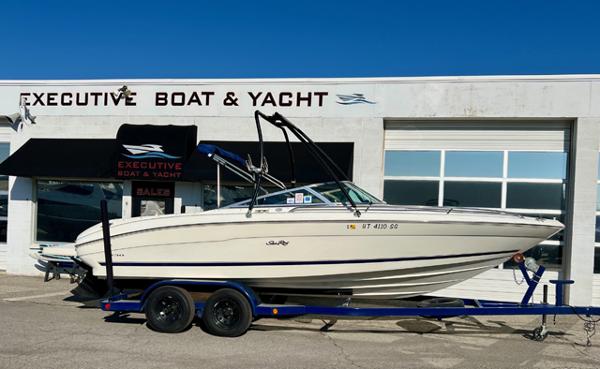 Sea Ray 230 Select boats for sale 