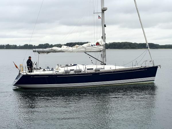 X-Yachts 43