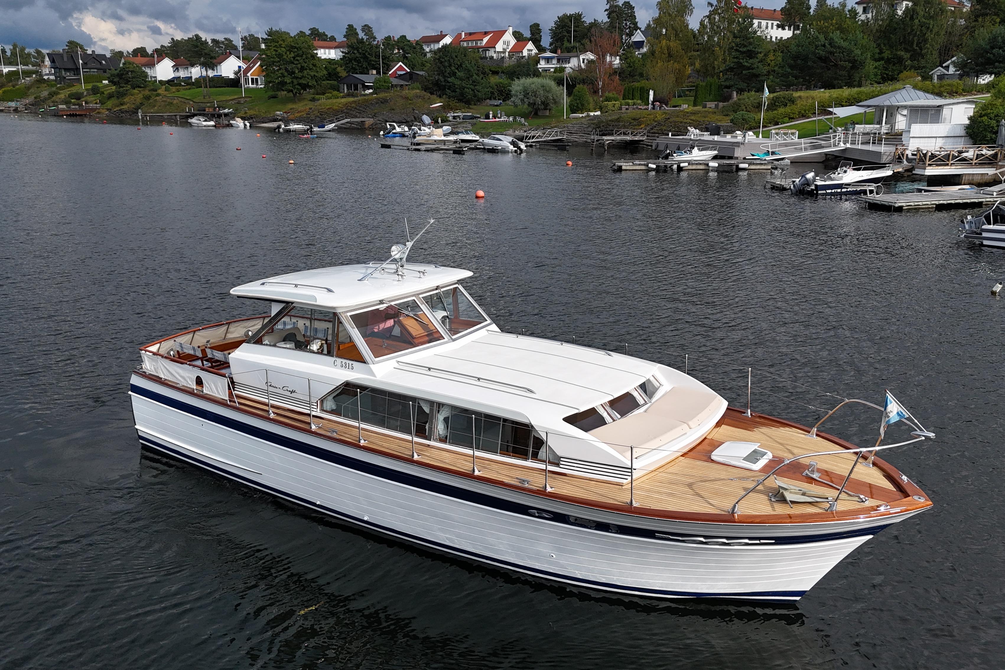 1963 Chris-Craft 410 Constellation