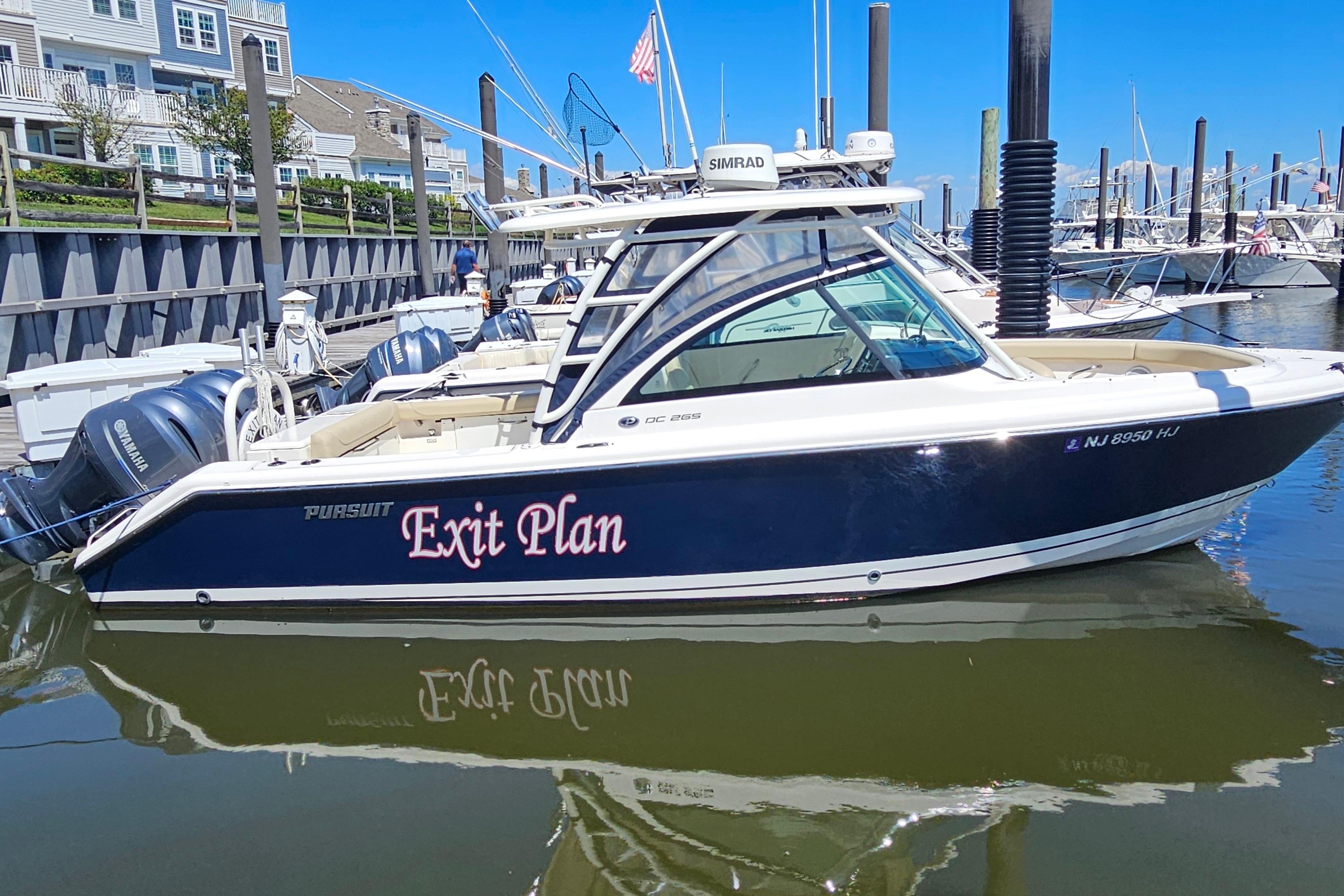2016 Pursuit DC 265 Dual Console