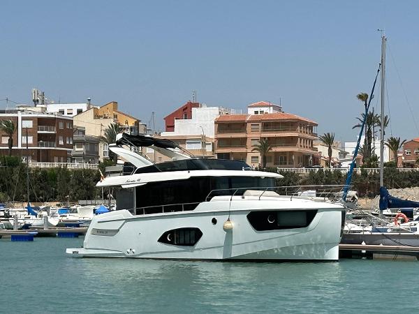 2019 Absolute NAVETTA 48