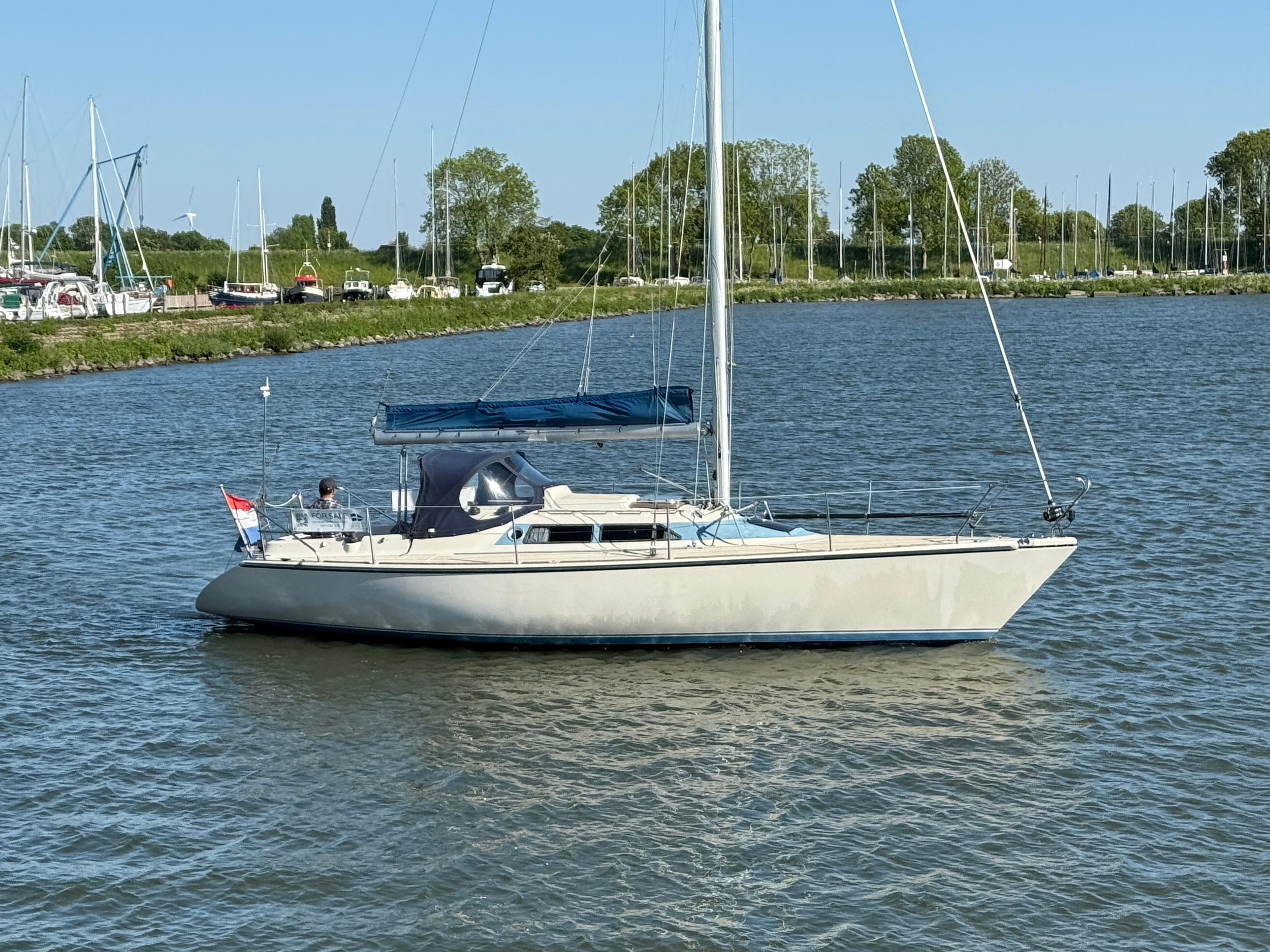 1985 Dehler Optima 101