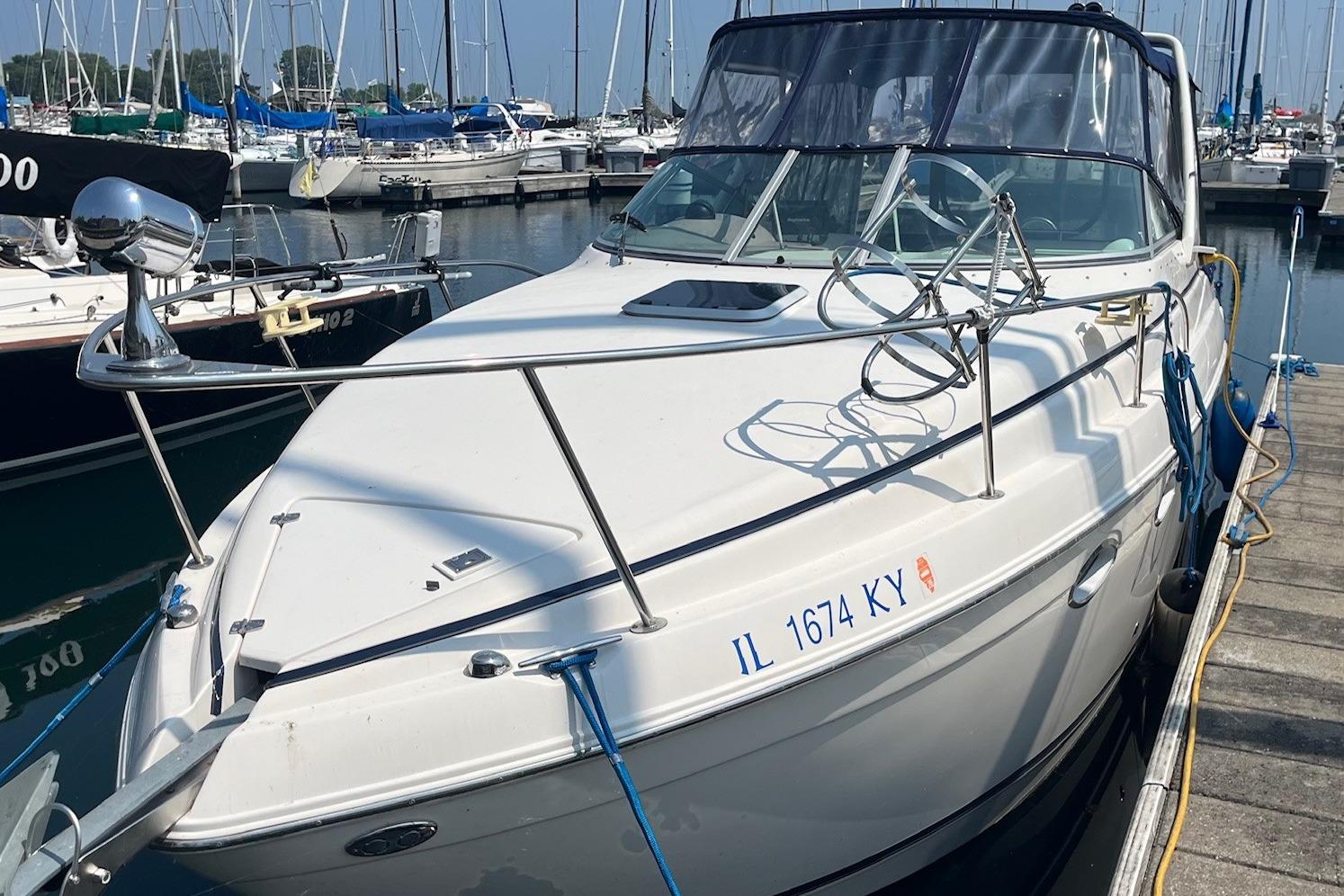 2004 Rinker Fiesta Vee 270