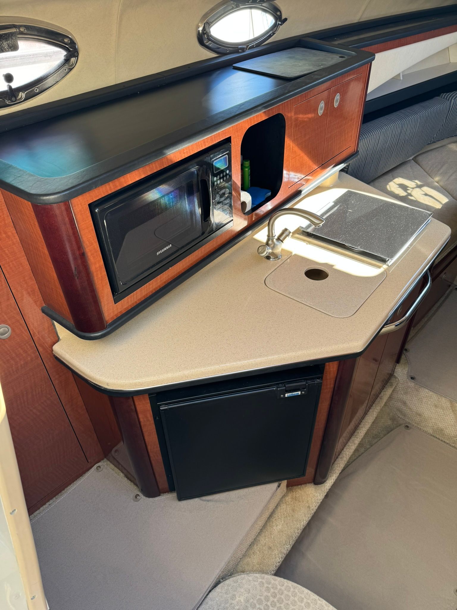 2005 Sea Ray 260 Sundancer